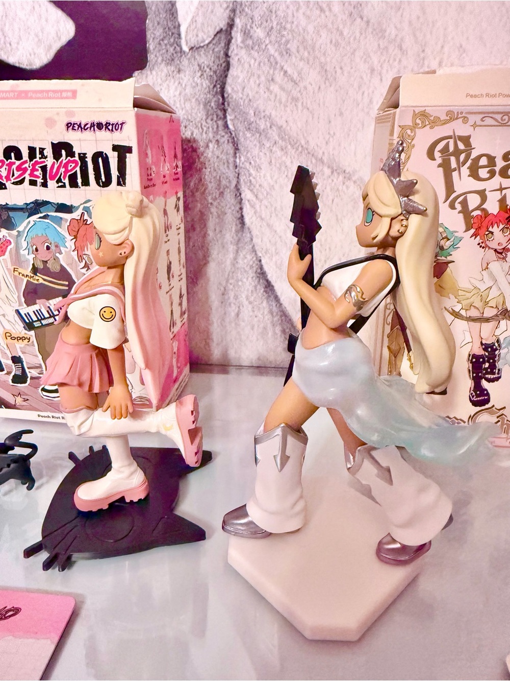 Peach Riot Blind Box Power Chords & Rise Up-Poppy - Picture 2 of 4